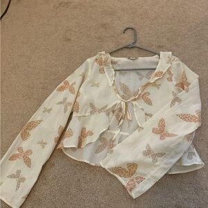 American eagle butterfly with bell sleeve top
